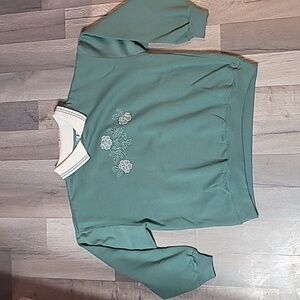 Bolo Spirit Sweatshirt Embroidered Floral Detail Sz L Green Women Vintage